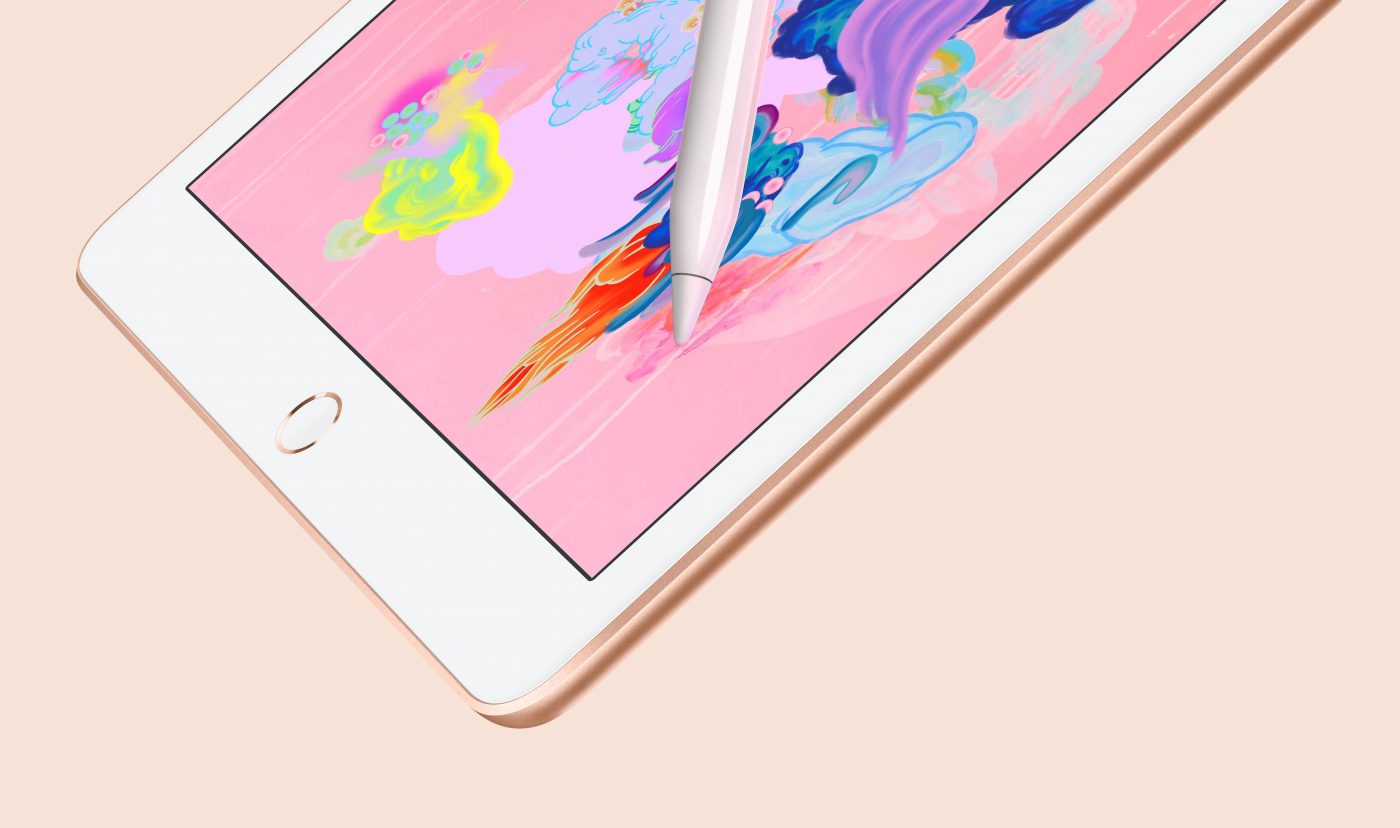 New 2018 iPad with Apple Pencil