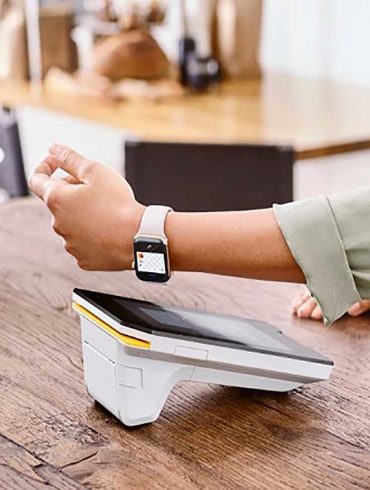 Commonwealth-Bank-Apple-Pay-with-Apple-Watch