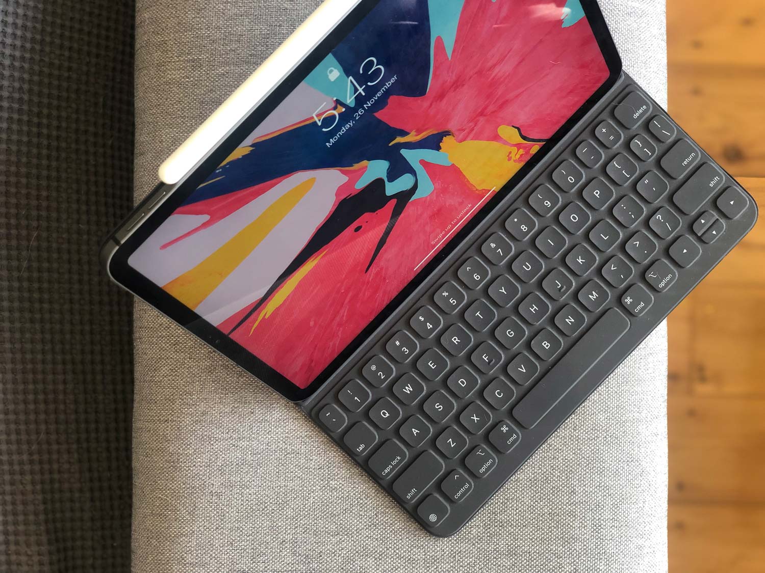 New-iPad-Pro-with-Smart-Keyboard-Folio