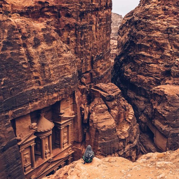 Shot-on-iPhone-Challenge-Announcement-Woman-in-front-of-Petra